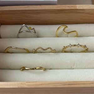 Bundle of uncommon James and puravida rings